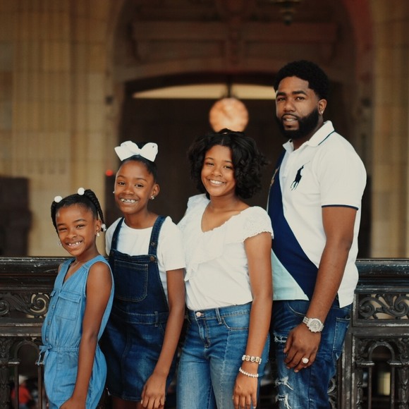 Meet your Posher, Eric - Picture 1 of 1